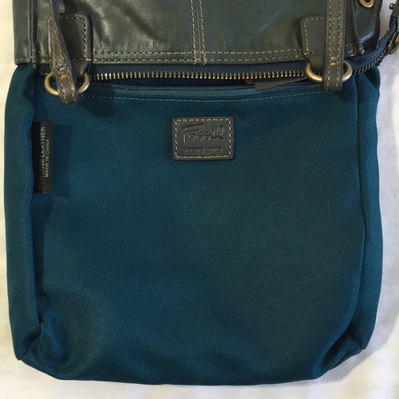 FOSSIL Purse - Picture 5 of 8